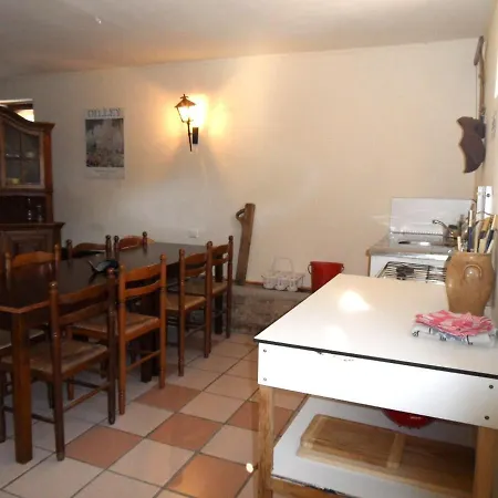 Hostal Domaine Du Bourg étape *